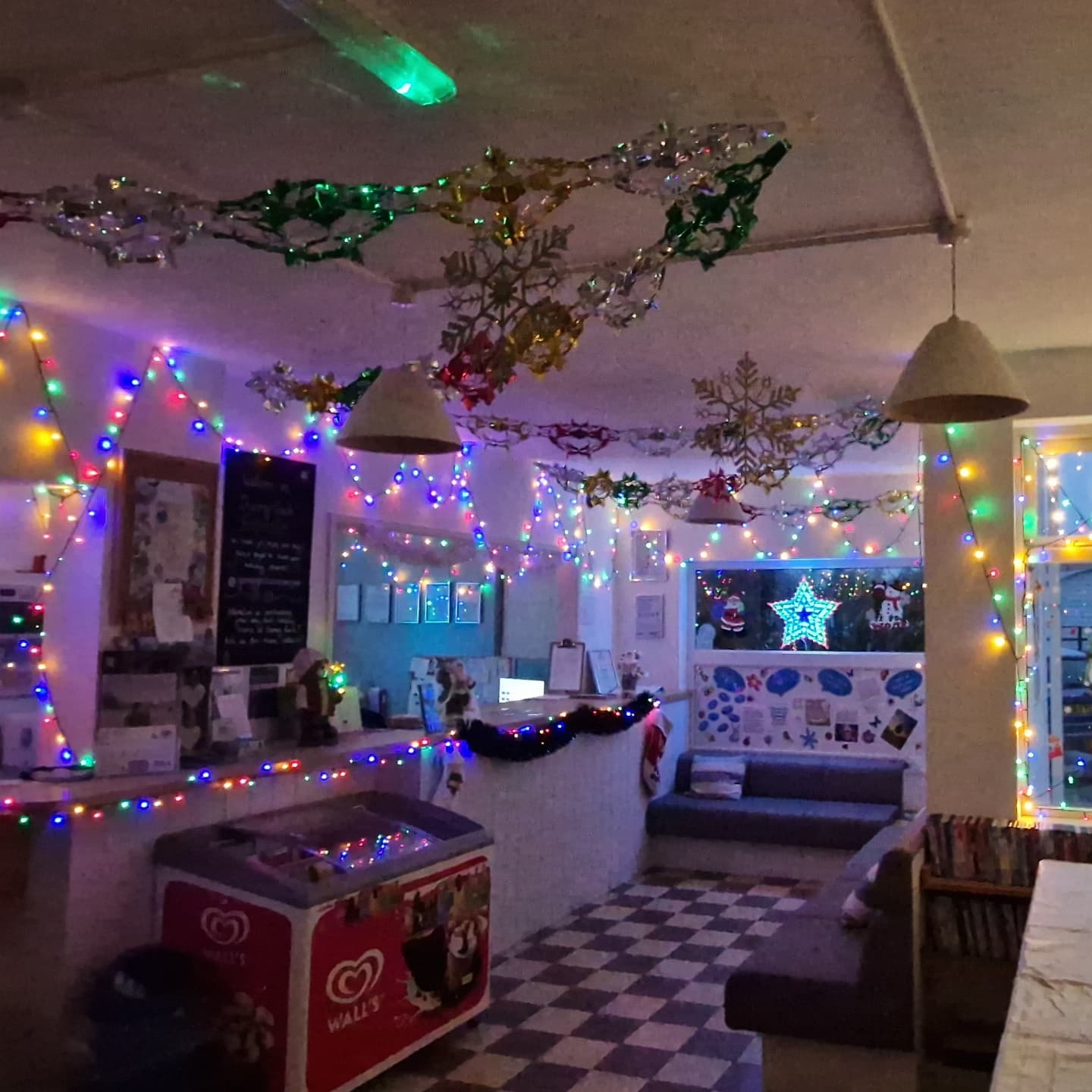 christmas garreg shop